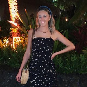 Meet your Posher, Meredith